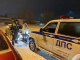 В Белоярском сотрудники Госавтоинспекции помогли девушке-водителю вытащить из снега застрявшую машину